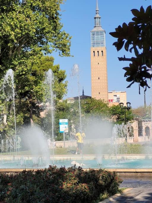 Apartamento Azabache Zaragoza Dış mekan fotoğraf